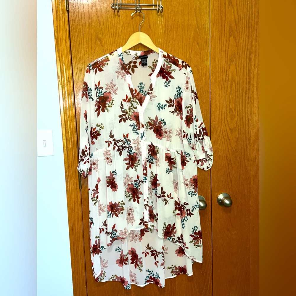 Torrid Lexie Babydoll Chiffon Hi Low Floral Sheer Tunic
